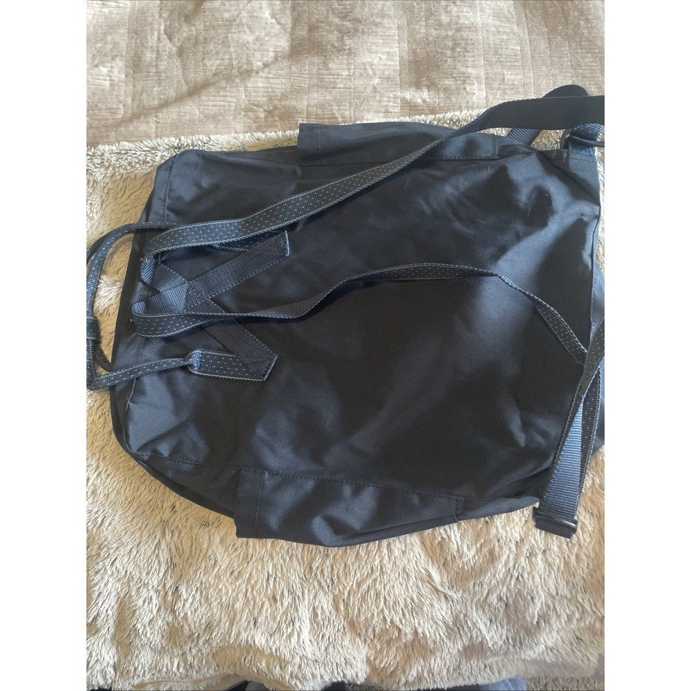Fjallraven Kanken 17" Laptop Tech Backpack Navy Blue w/Polka Dots Day Pack NEW - Picture 5 of 8